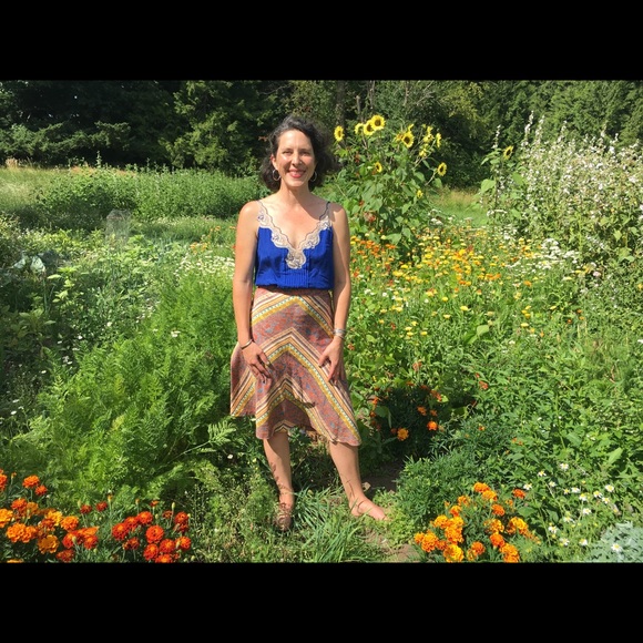 Meet your Posher, Eleanor - Picture 3 of 3